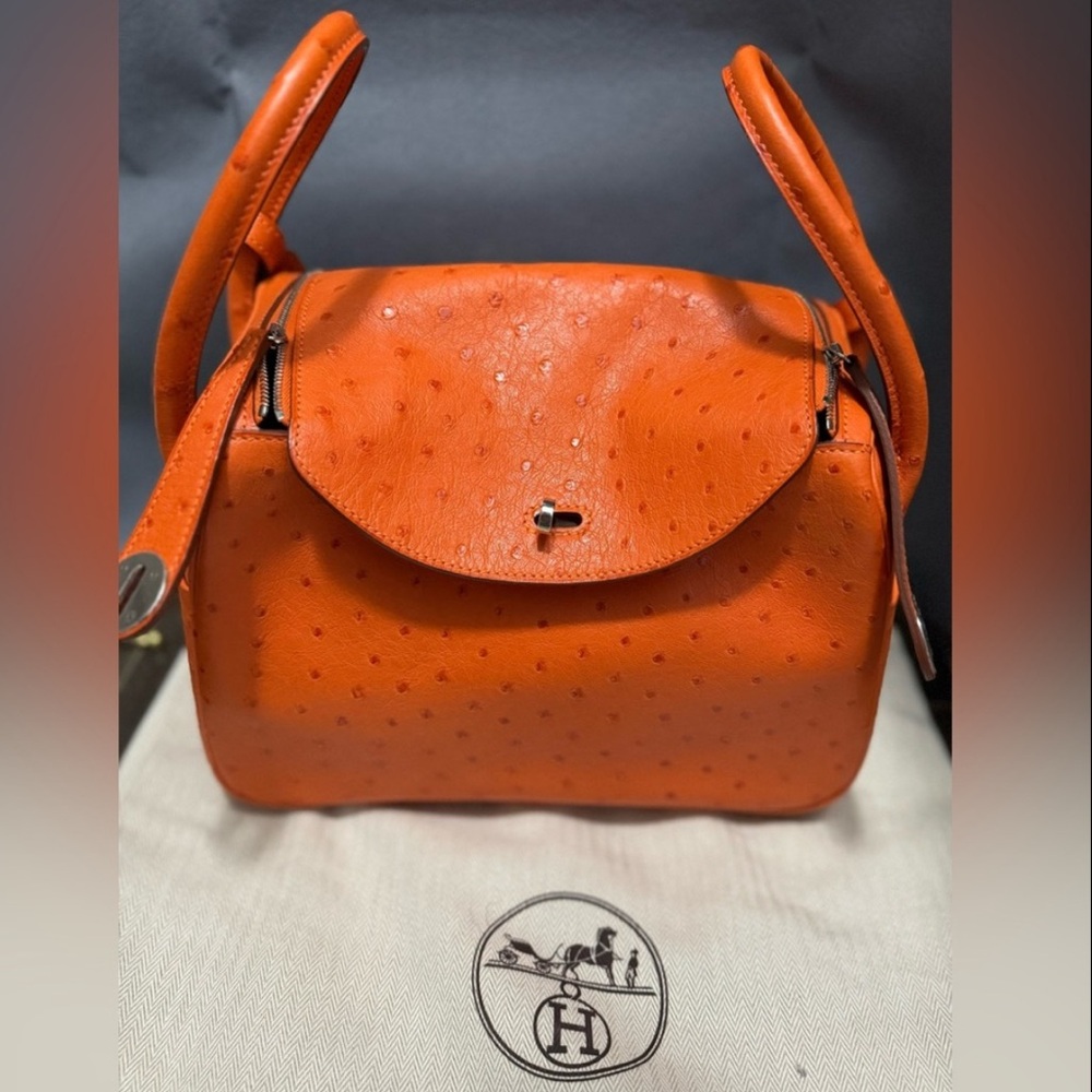 Hermès Lindy 26 in Orange Ostrich Leather